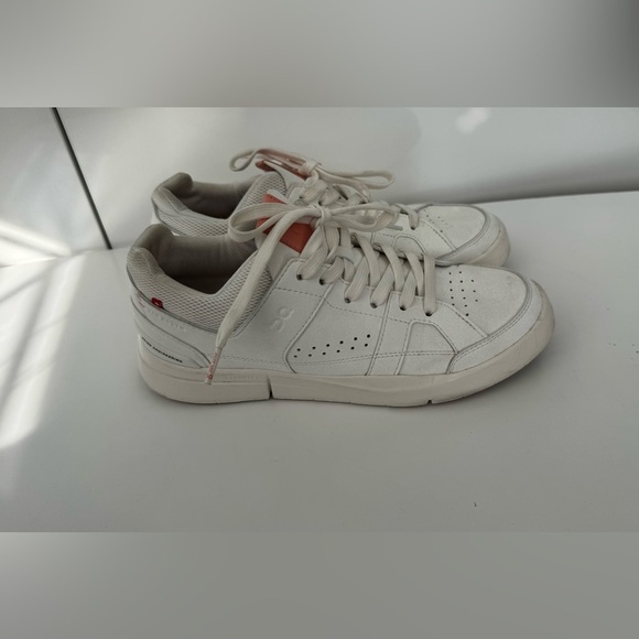 On Cloud the rogers size 8.5 - Picture 6 of 9